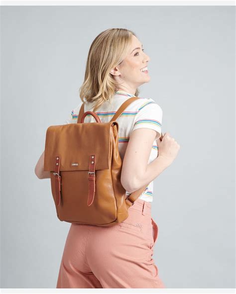 mochila de couro riachuelo